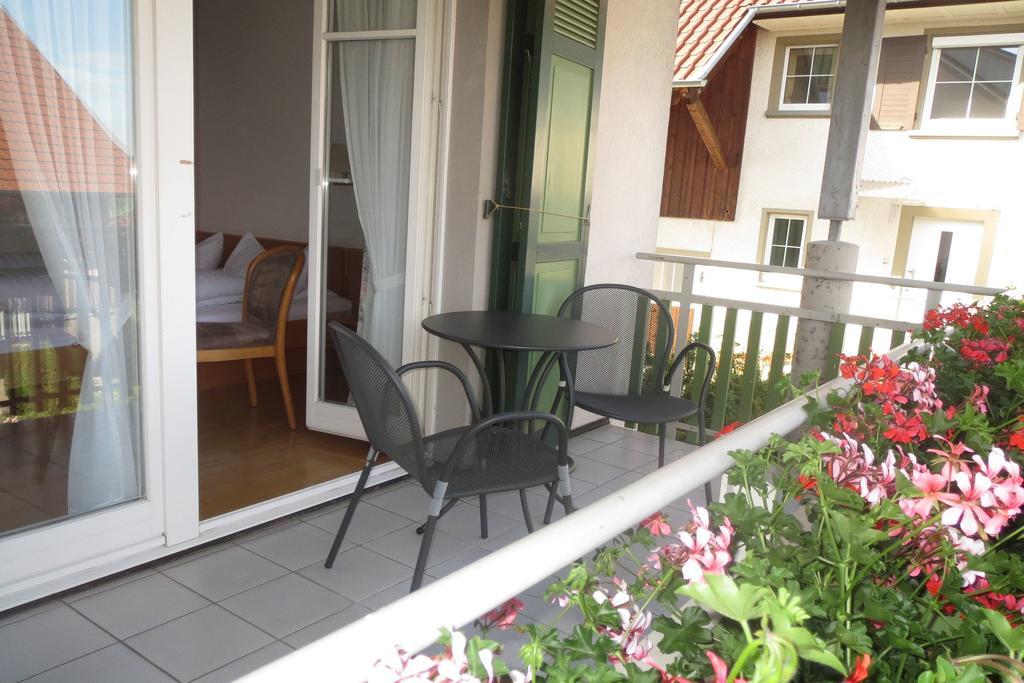 Gaestehaus Frohe Aussicht Kressbronn am Bodensee Exterior photo
